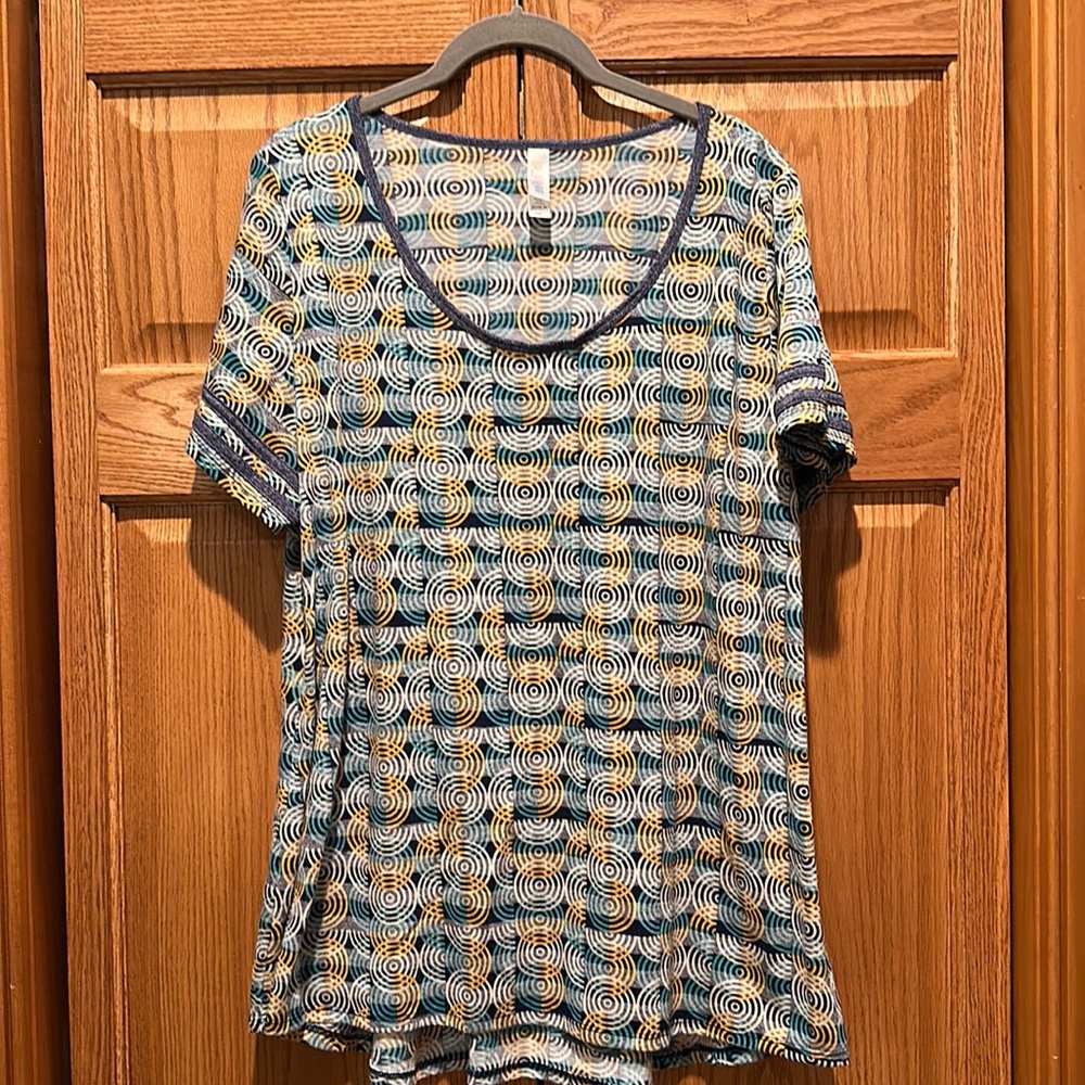 LuLaRoe Classic Tee